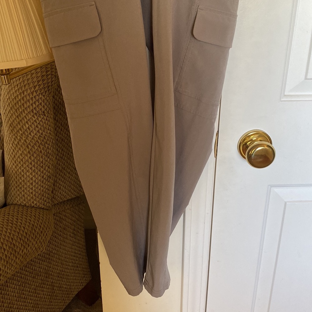 Athleta Brooklyn Joggers - Picture 2 of 9